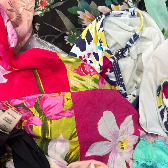 SWIMWEAR MYSTERY BOX Swimsuits Bikinis One Piece Two Piece Cover Ups Bottoms Top - Picture 3 of 7